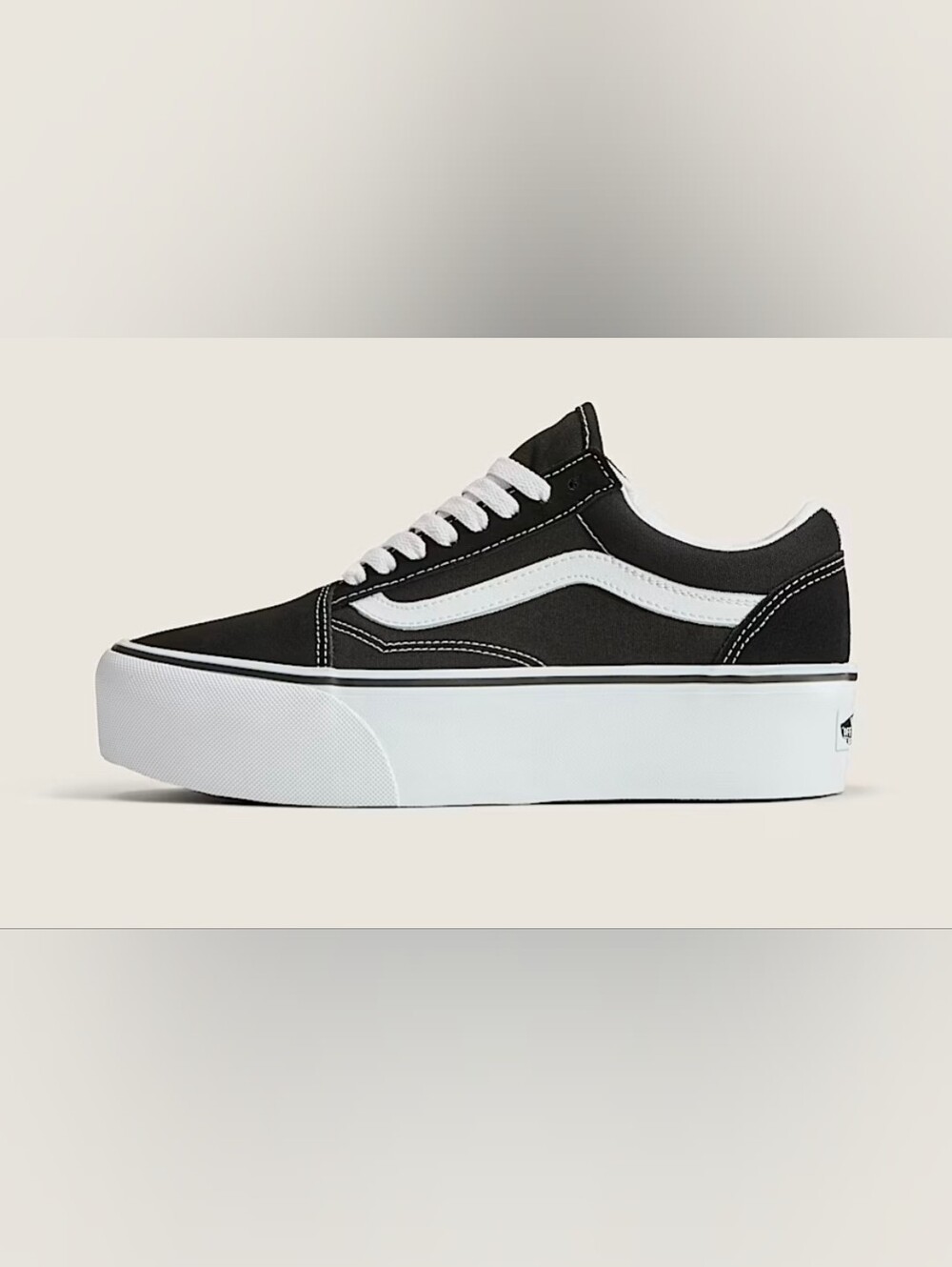 Vans Old Skool Platform Women's Black And White Size 6
